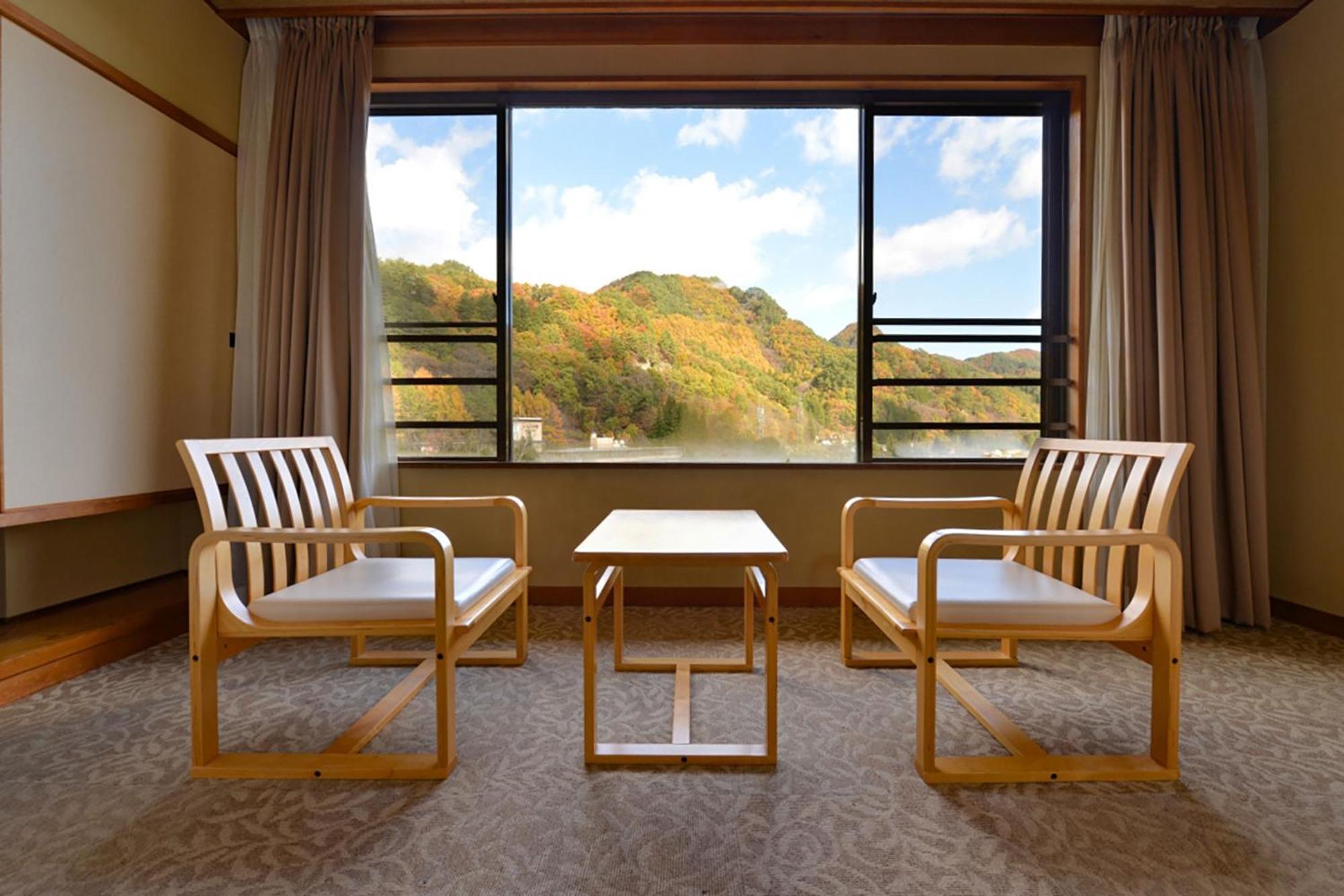 传统日式旅馆 Ooedo Onsen Monogatari Shinshu Kakeyu 上田市